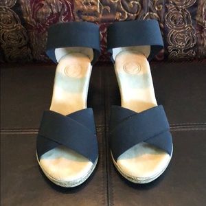 Charleston wedge shoe